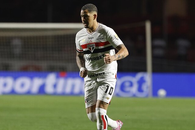 Luciano, atacante do São Paulo
