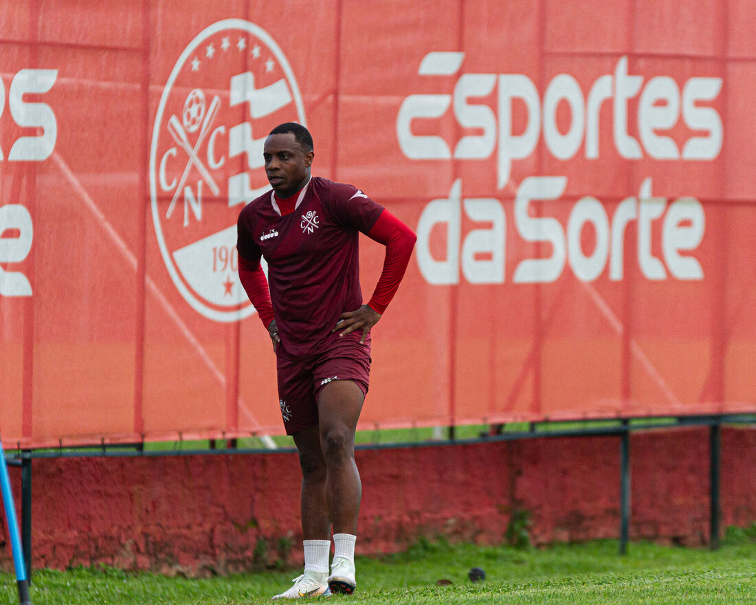 Igor Bolt, atacante do Náutico, denunciou um ataque racista que sofreu durante o jogo contra o Brusque, em Santa Catarina, no domingo (7)