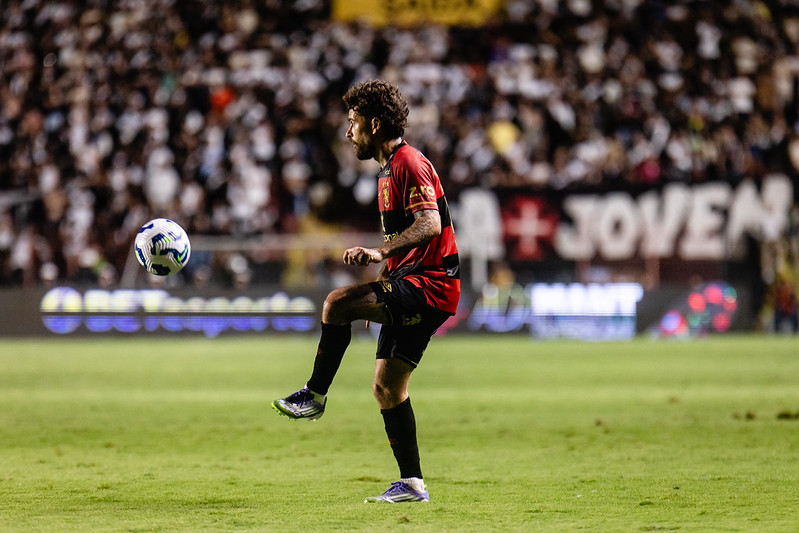 Lucas Lima, meia do Sport 