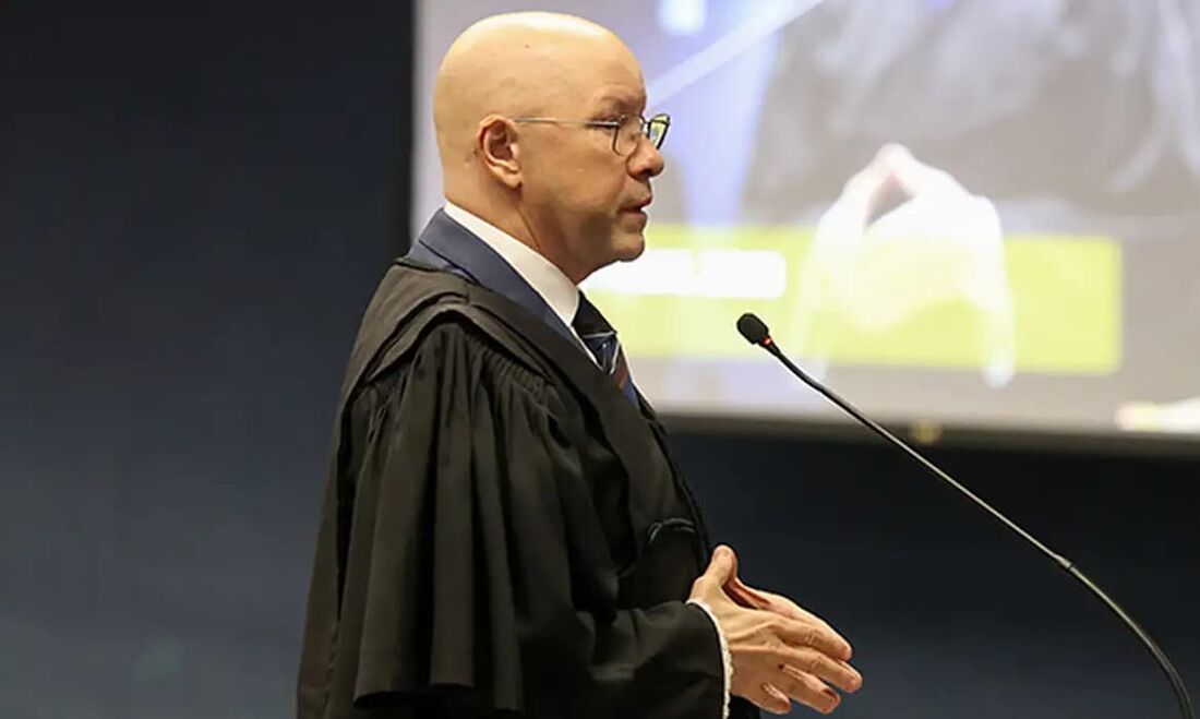 O advogado Demóstenes Torres