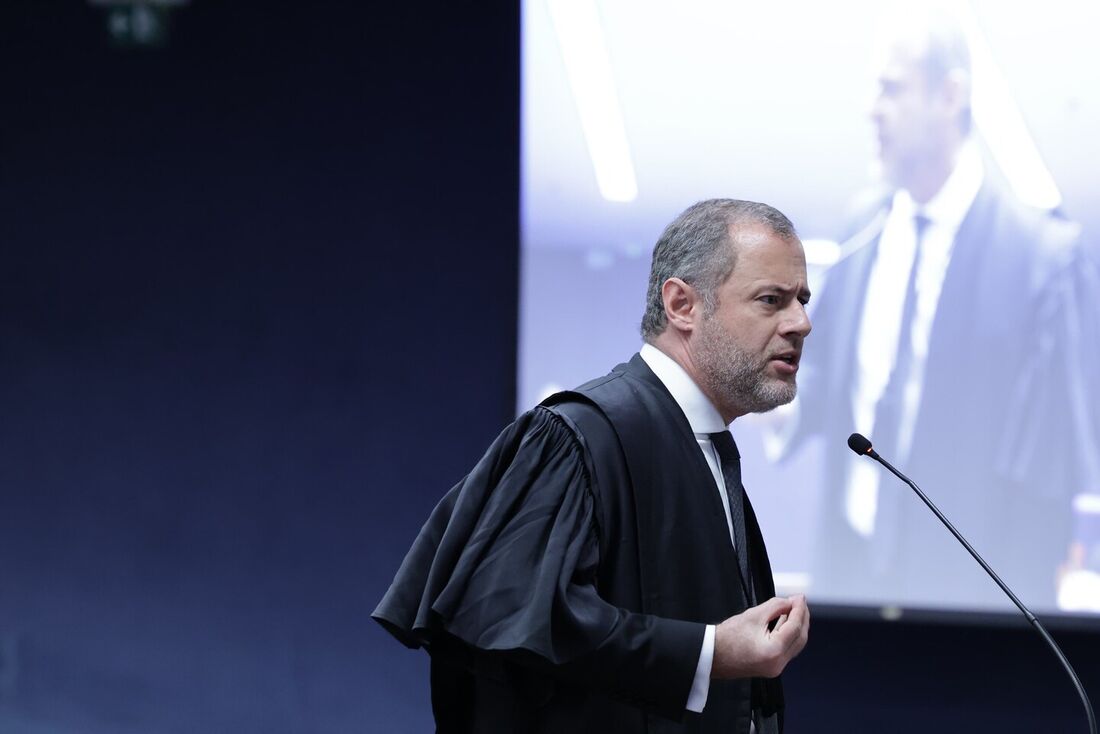 Advogado Paulo Bueno deve pedir prisão domiciliar de Bolsonaro caso réu seja condenado