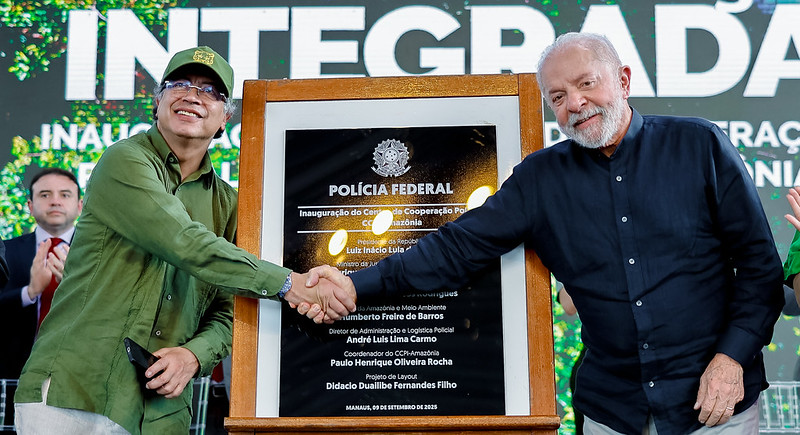 Luiz Inácio Lula da Silva e Gustavo Petro, presidente colombiano, durante visita e cerimônia de inauguração do Centro de Cooperação Policial Internacional da Amazônia (CCPI Amazônia). Manaus  AM  