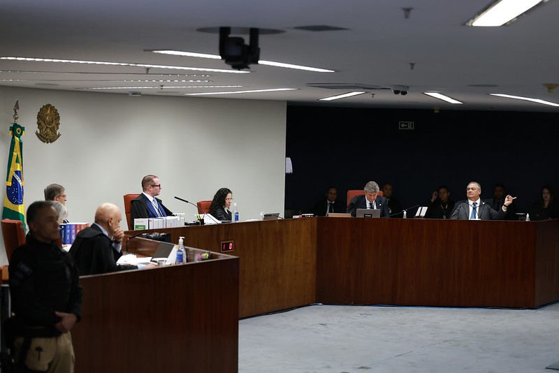 STF tem dois votos à favor da condenação do ex-presidente Jair Bolsonaro por golpismo