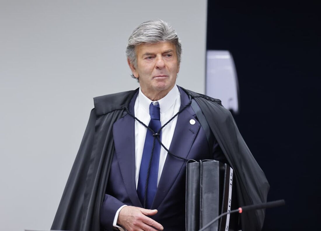 Ministro Luiz Fux profere seu voto no julgamento da Ação Penal, Núcleo 1 (Manhã).