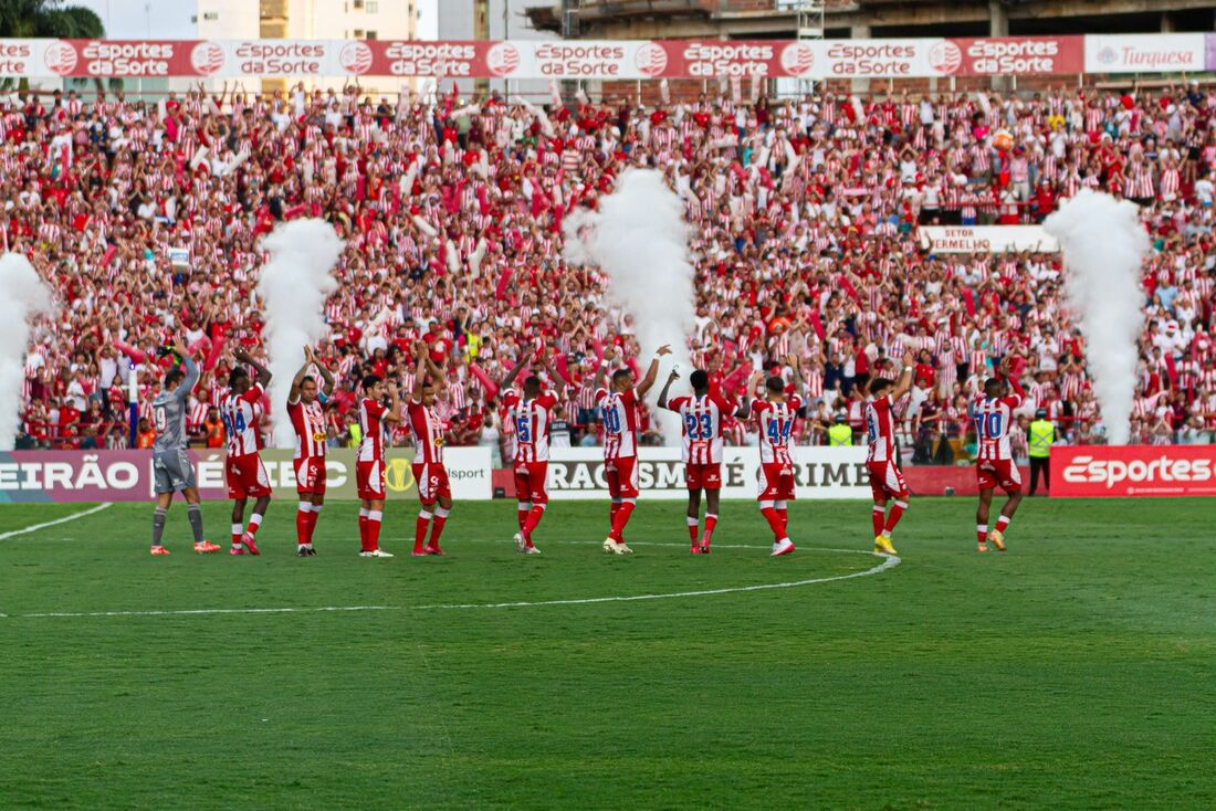 Náutico perdeu dois jogos seguidos nos Aflitos e vê chances de acesso diminuírem no quadrangular da Série C