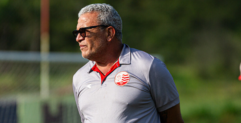 Hélio dos Anjos, treinador do Náutico