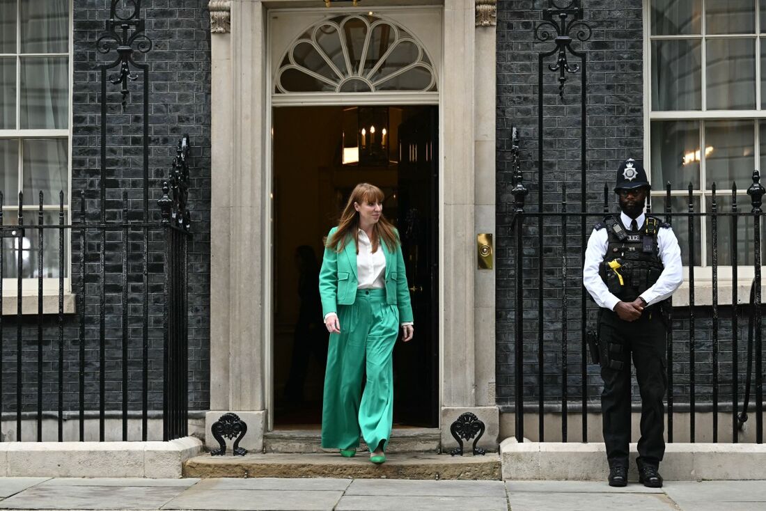 Número 2 do governo trabalhista britânico, Angela Rayner, renuncia após polêmica fiscal