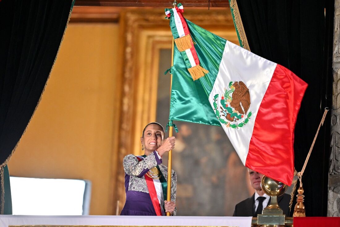 Claudia Sheinbaum, presidente do México, dedicou "Grito da Independência" aos migrantes e às mulheres