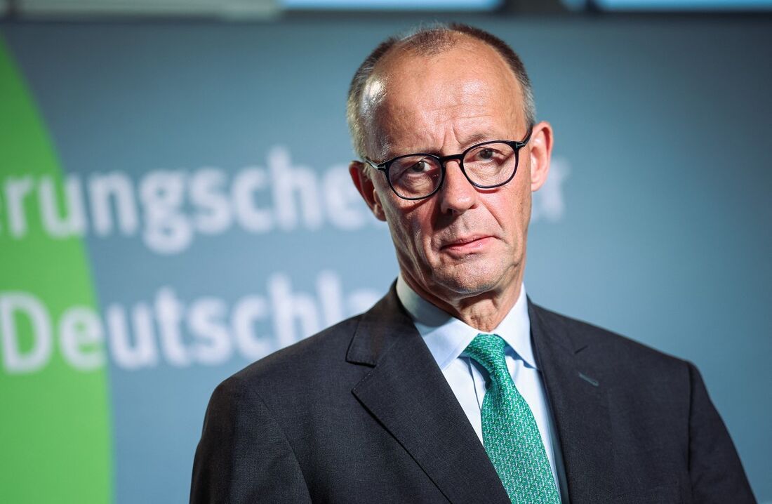 Chanceler alemão Friedrich Merz - governo de Merz também responsabiliza Moscou por vários avistamentos de drones sobre instalações militares e industriais alemãs