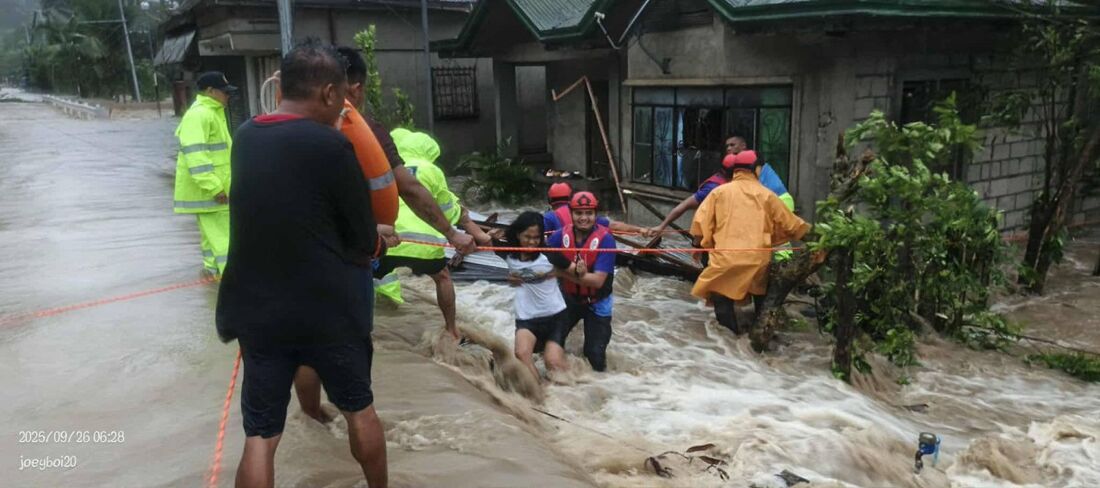 Tempestade tropical causa mortes e obriga centenas de milhares a deixarem suas casas