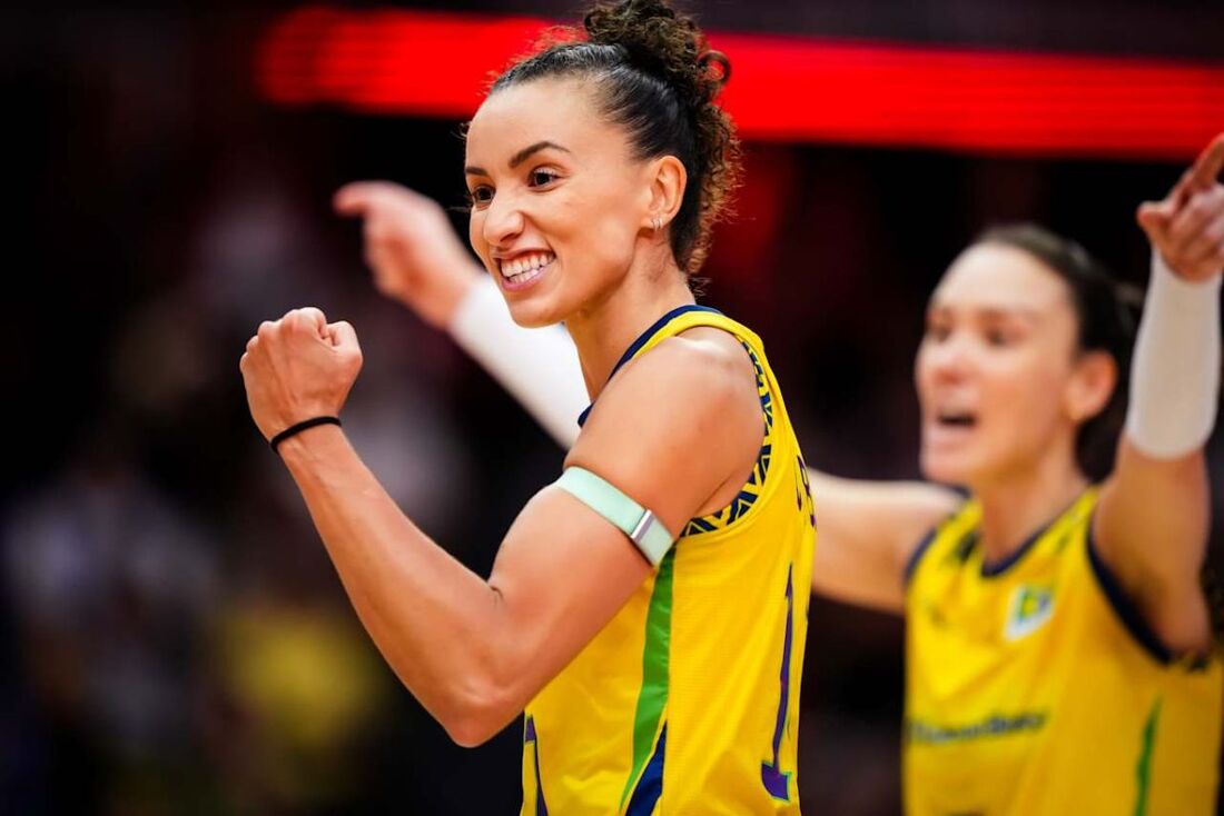 Brasil vence a França por 3 sets a 0 no Mundial de Vôlei