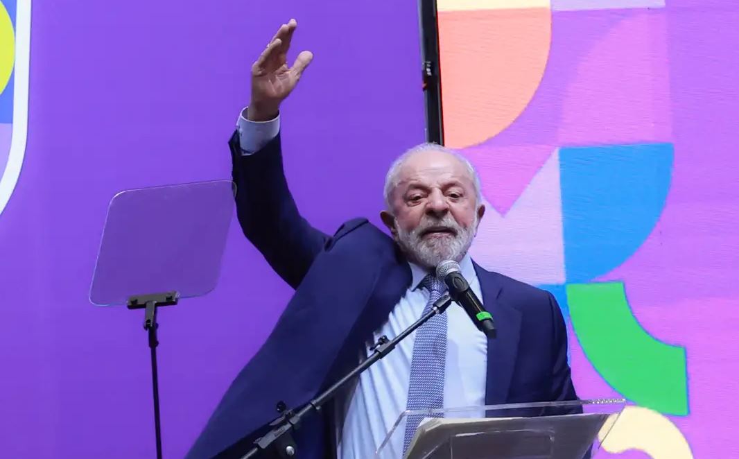 Presidente Luiz Inácio Lula da Silva também relembrou com pesar da aprovação pelo Congresso Nacional do impeachment da ex-presidente Dilma Rousseff, como tentativa de calar as mulheres.