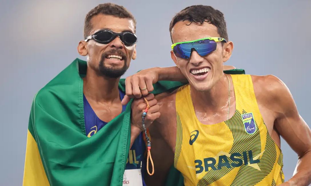 Mundial de Atletismo - destaques desta terça foram as primeiras colocações de Ricardo Mendonça e de Yeltsin Jacques.