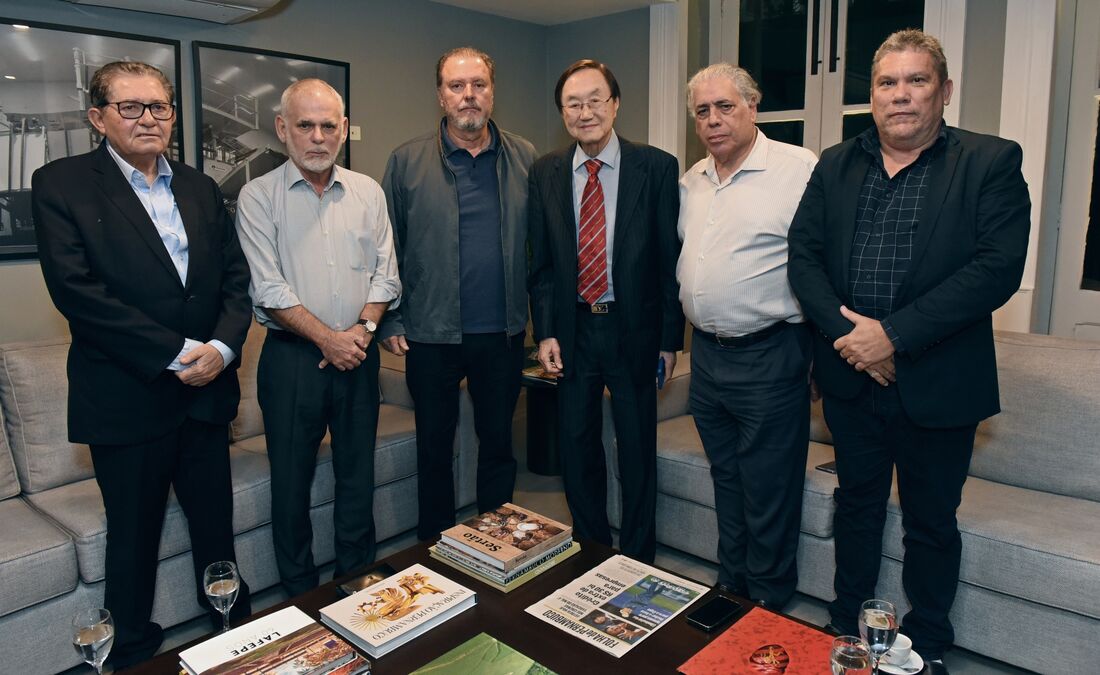 Em visita à Folha de Pernambuco, nesta quinta, executivo destacou potencial da relação comercial entre os dois países 