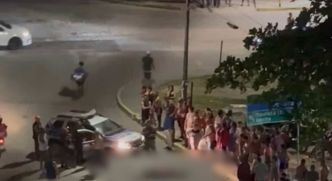 Moradores relataram ter escutado vários disparos de tiros