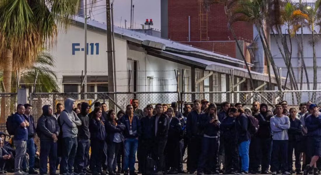 Metalúrgicos da Embraer decidiram entrar em grave por reajustesalarial de 11% 
