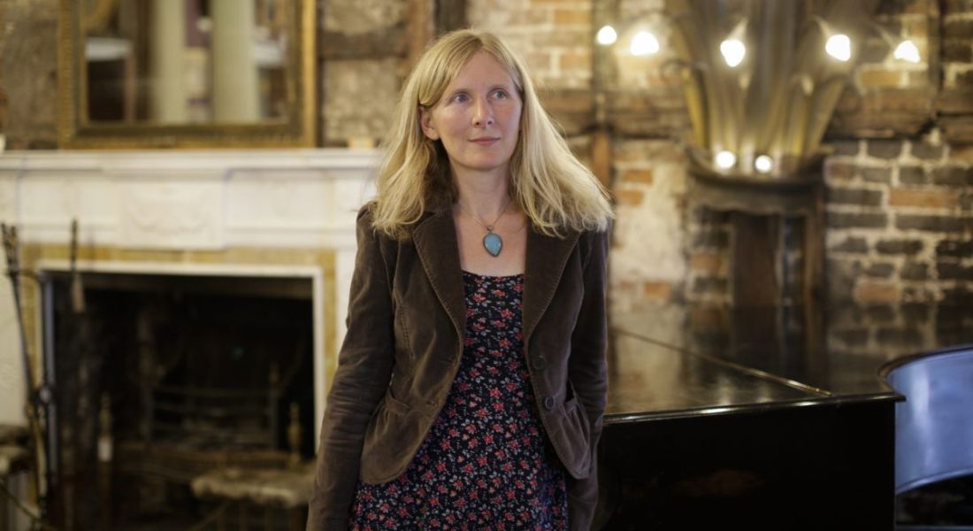 Escritora inglesa Samantha Harvey 