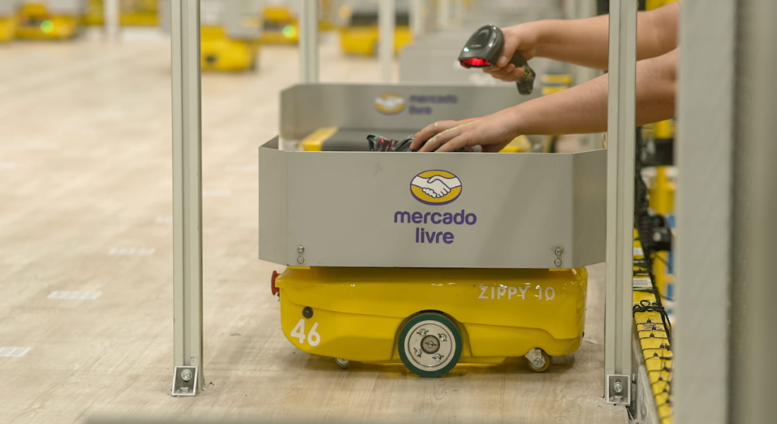 Robô carregador do Mercado Livre