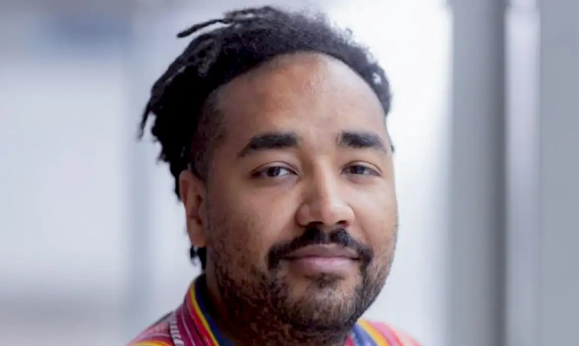 Jornalista e professor Heitor Augusto