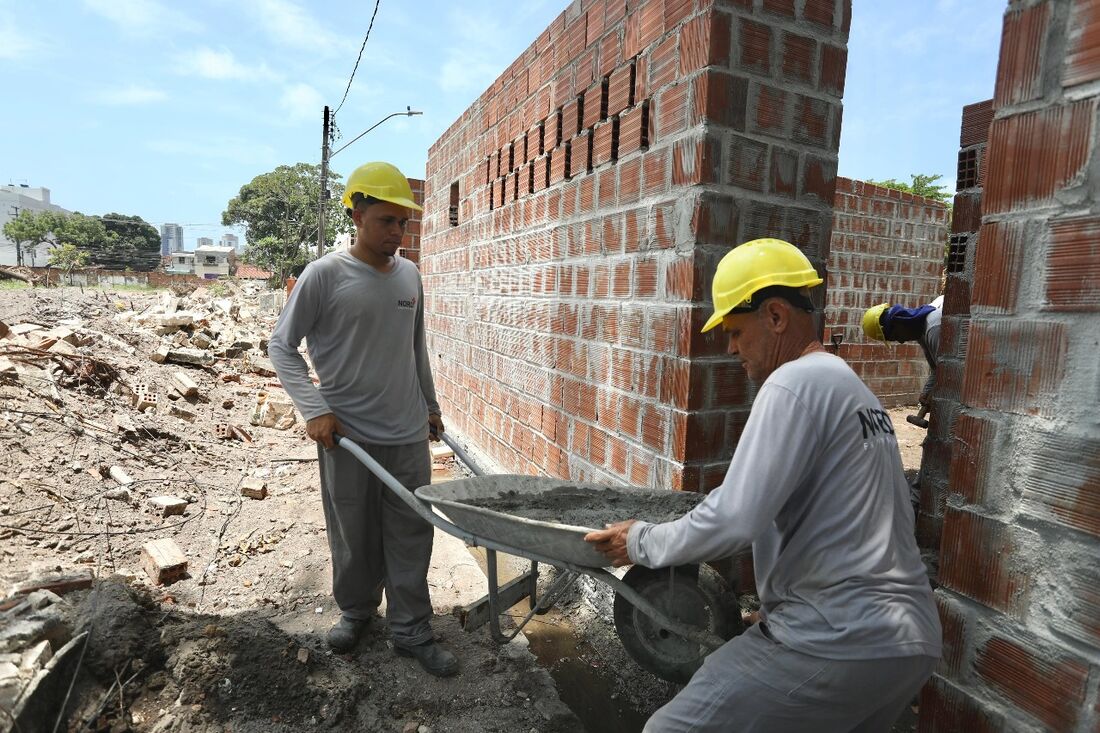 Construção de dois habitacionais no bairro de Boa Viagem, na Zona Sul do Recife, teve início nessa terça-feira (16)