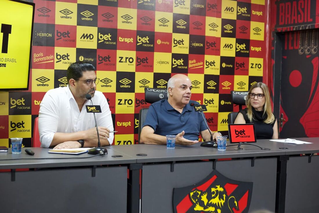 Presidente do Sport, Yuri Romão, e o vice-presidente, Raphael Campos (esq). 