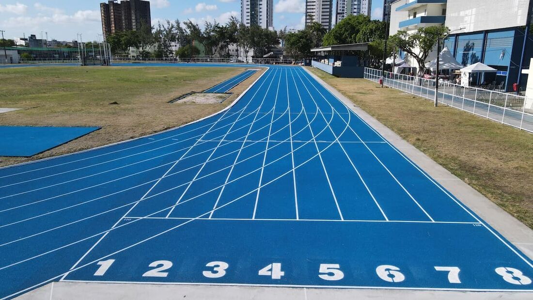 Pista de atletismo do Santos Dumont, em Boa Viagem 