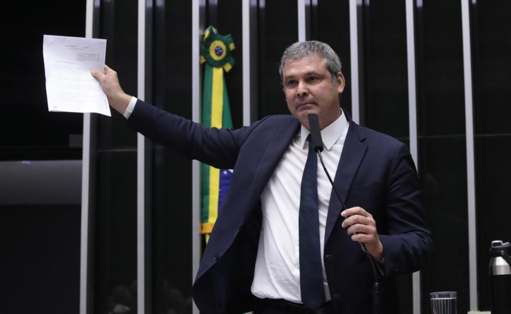 Lindbergh Farias, líder do PT na Câmara dos Deputados, afirmou que o que chamou de "crise de confiança" entre o deputado e o governo "tem mais a ver com as escolhas" que ele tem feito