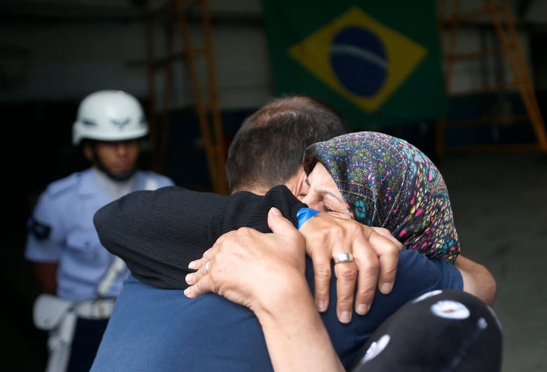 Uma nova operação do governo para receber brasileiros repatriados vindos dos Estados Unidos vai ocorrer nesta quarta-feira (10)