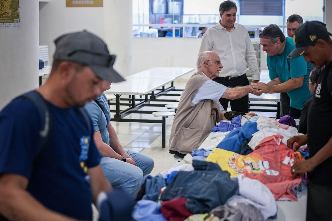 Padre Júlio Lancellott elogia trabalho realizado pela Casa do Pão, no Recife