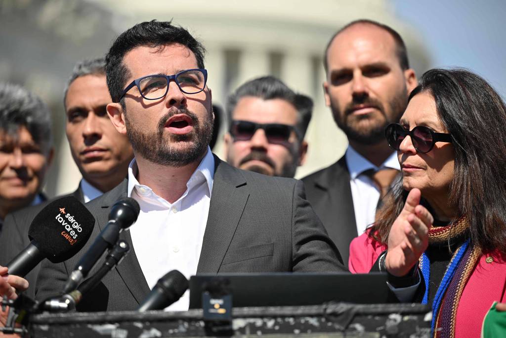 Paulo Figueiredo em entrevista após visita de deputados bolsonaristas ao Capitólio, em março de 2024