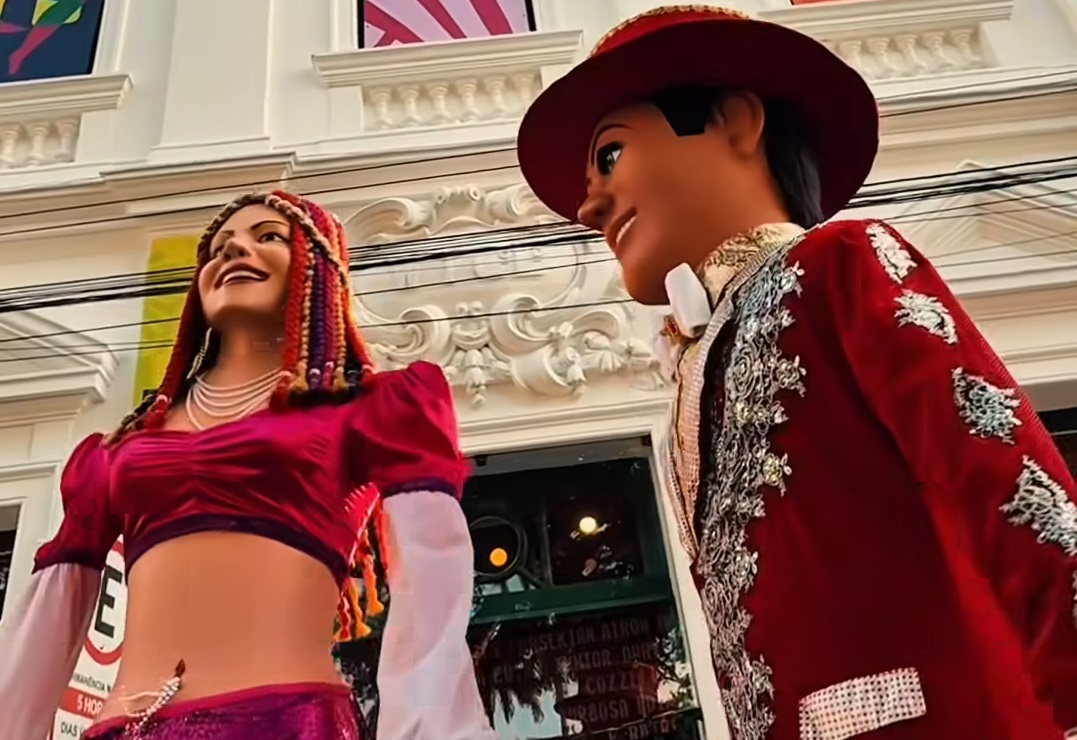 Dia Nacional do Frevo é celebrado com noivado da "A Vaidosa" com o "Menino da Tarde", no Recife