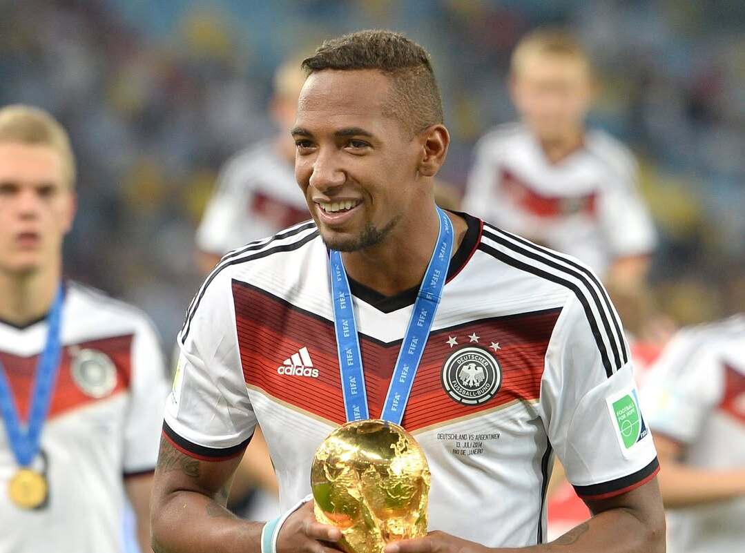 Zagueiro alemão se aposentou aos 37 anos