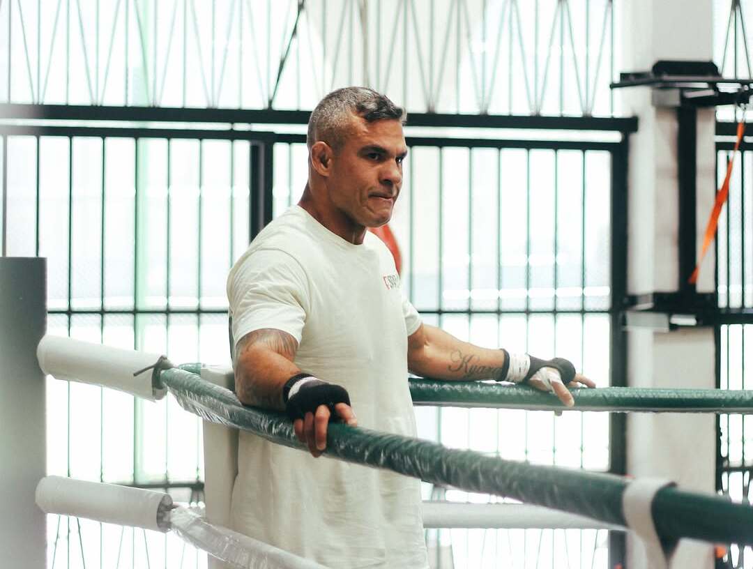 Lesão de Belfort irá adiar a revanche contra Wanderley Silva