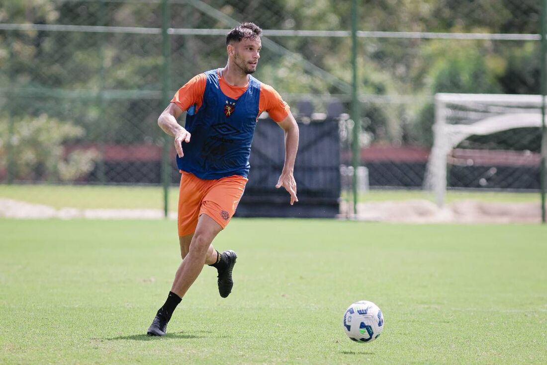 Rafael Thyere, zagueiro do Sport