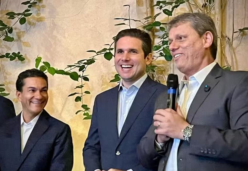 Marcos Pereira, Hugo Motta e Tarcísio de Freitas 