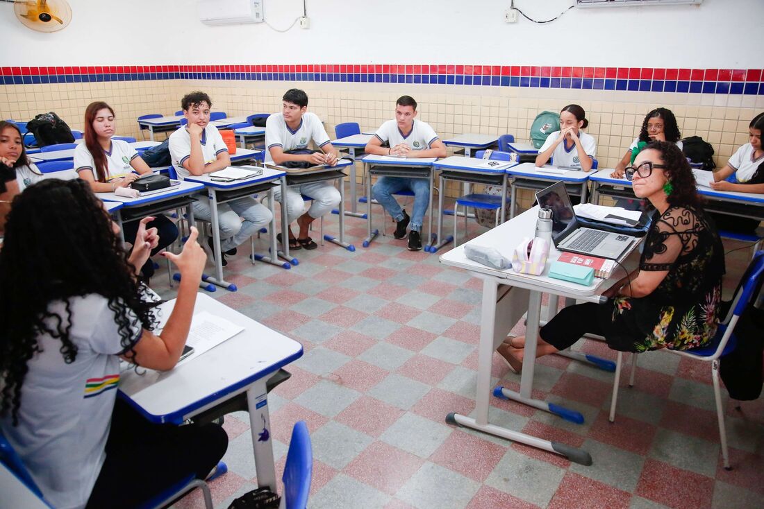 Estado investe para criar ambiente acolhedor e de qualidade para a comunidade escolar