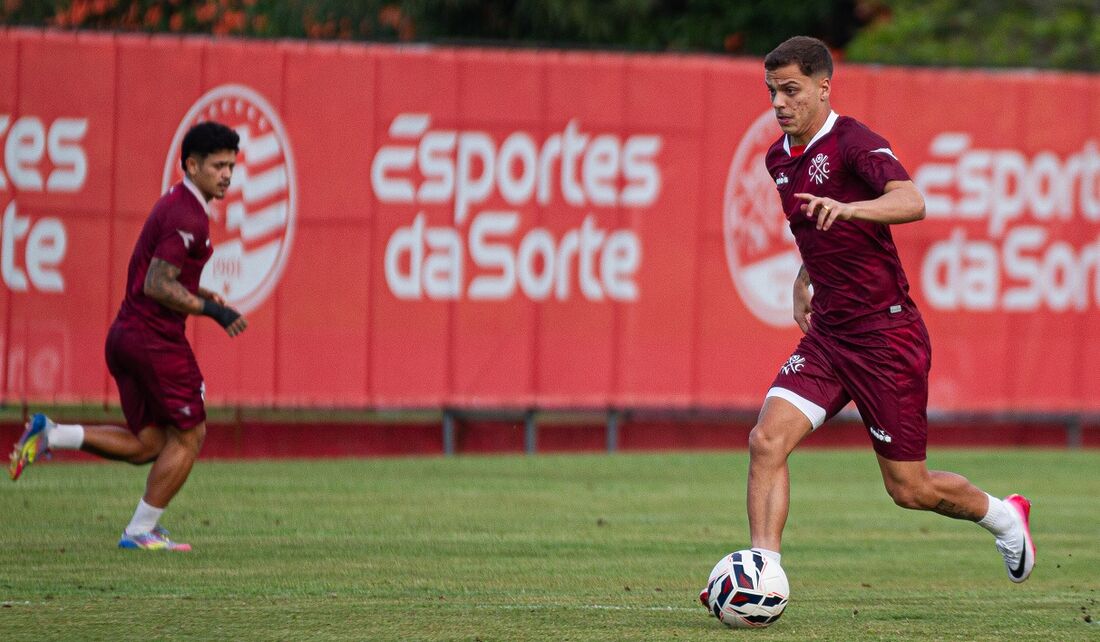 Vitinho, meia do Náutico