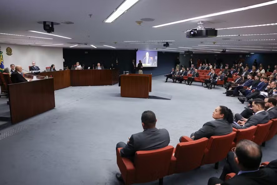 Julgamento de Bolsonaro e outros 7 réus no STF