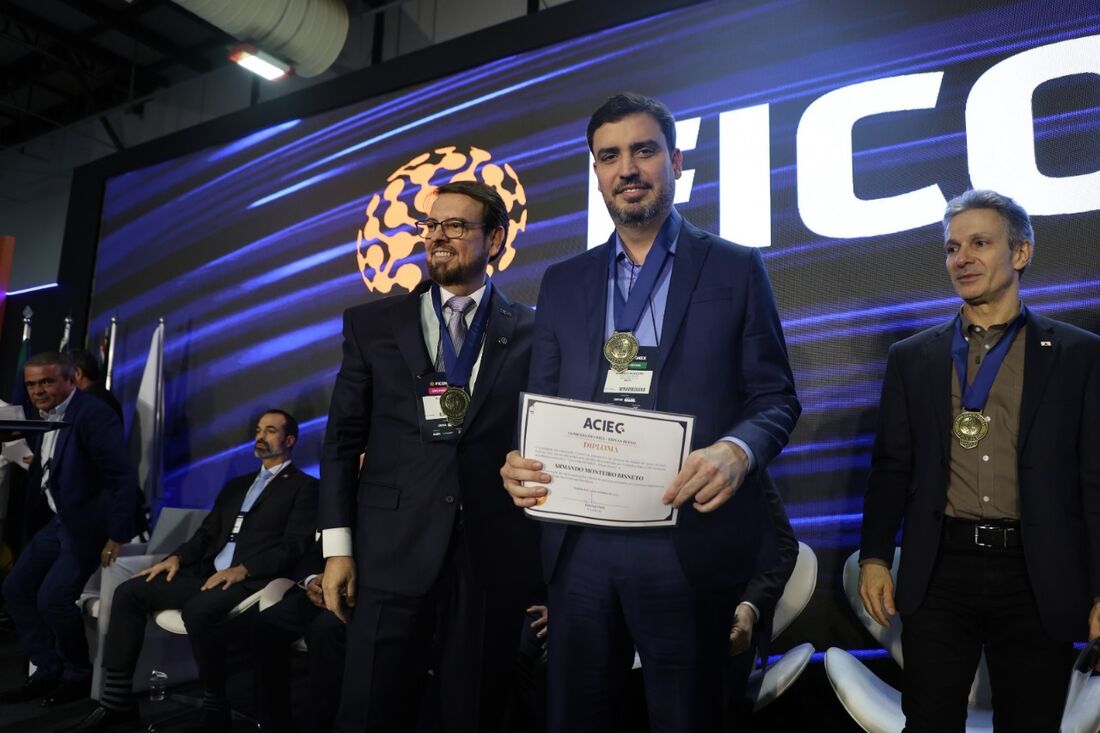 Suape mira novas parcerias no agronegócio durante a Ficomex 2025