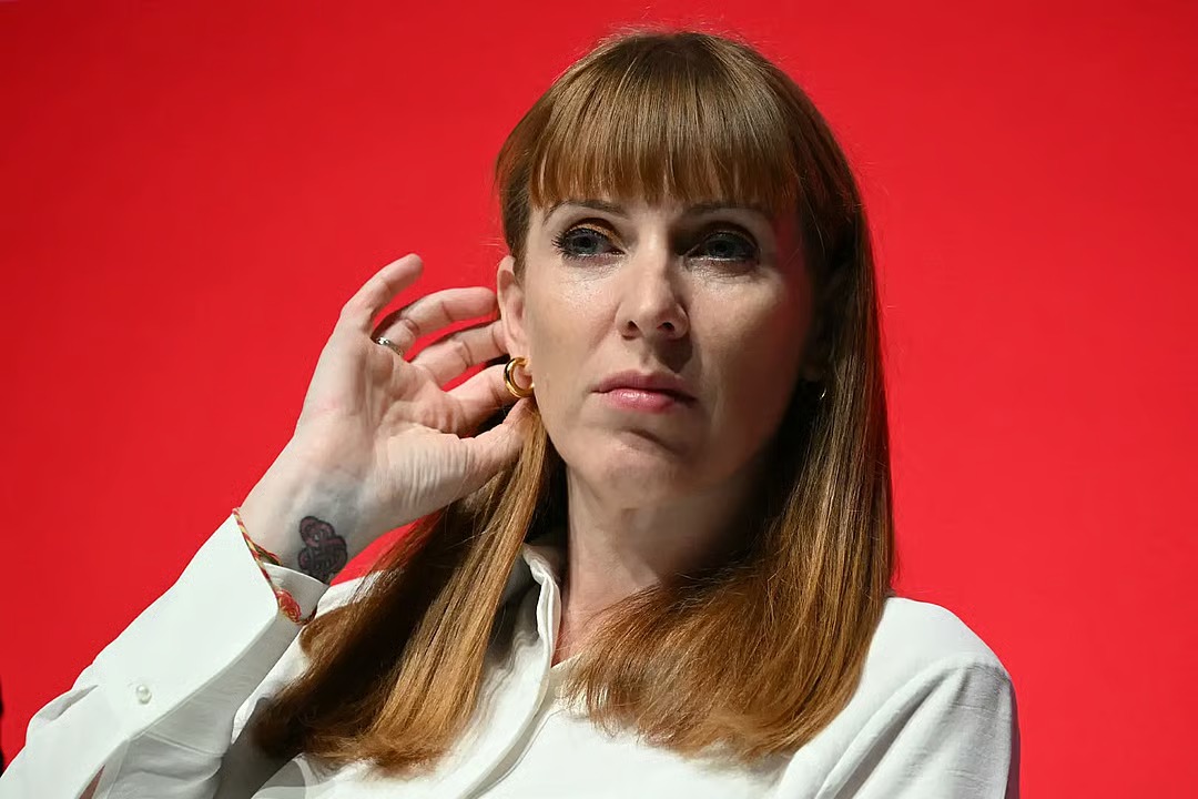 Vice-primeira-ministra do Reino Unido, Angela Rayner, renuncia