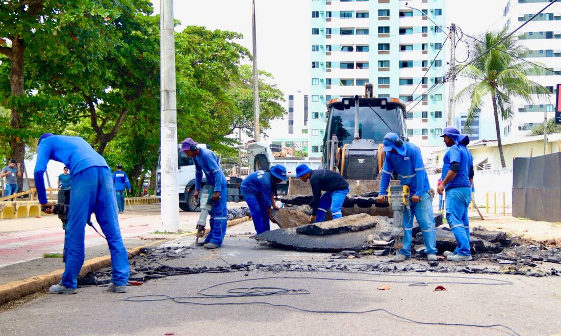 Obras começaram na segunda-feira (8)