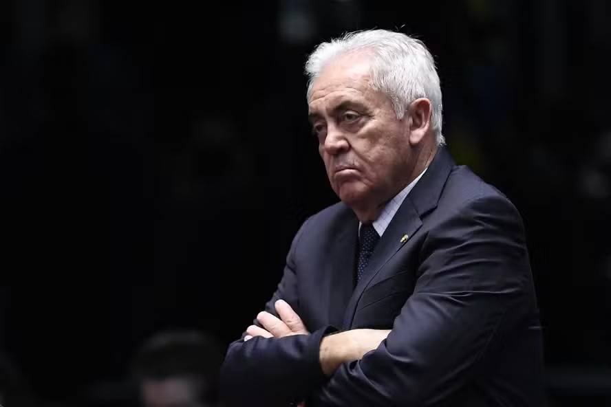 O senador Otto Alencar 