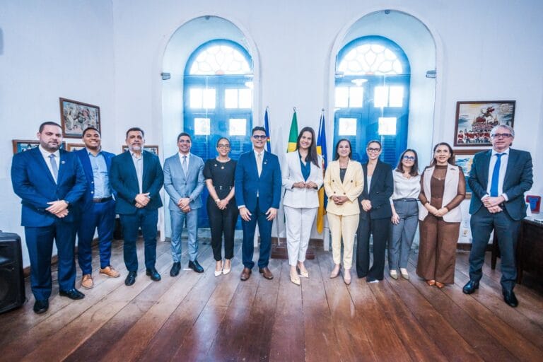 Prefeita de Olinda assina Projeto de Lei com a OAB-PE