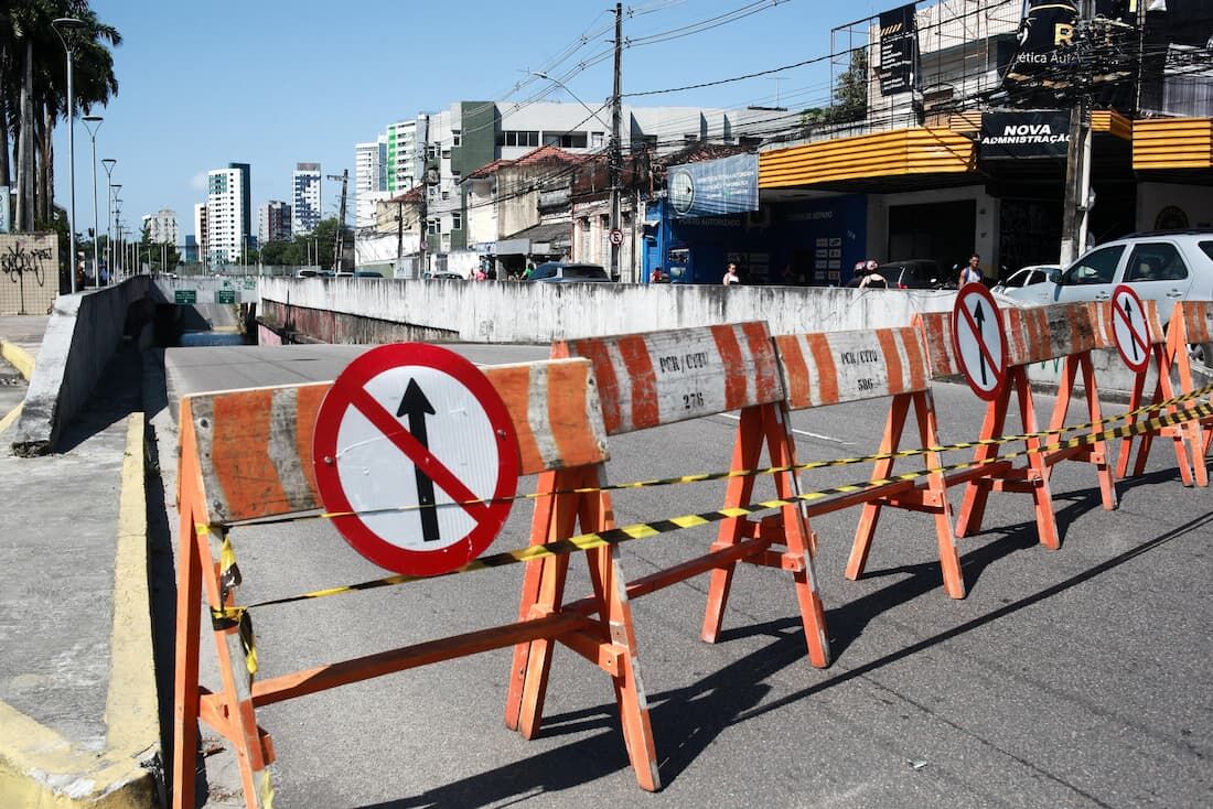 Interdição no Túnel da Abolição