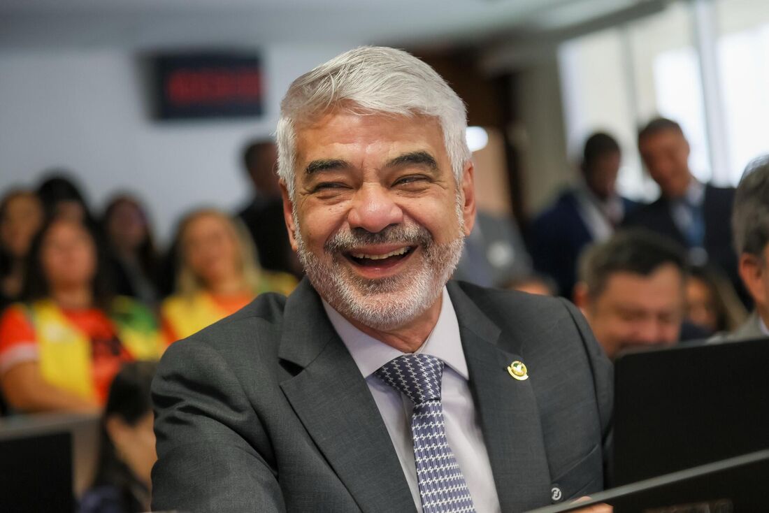 Humberto Costa leva investimentos para Belo Jardim