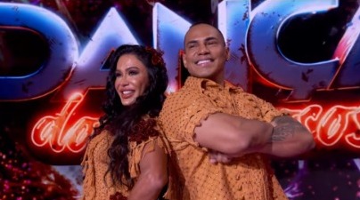 Gracyanne Barbosa sofre acidente em ensaio da "Dança dos Famosos" e pode deixar competição