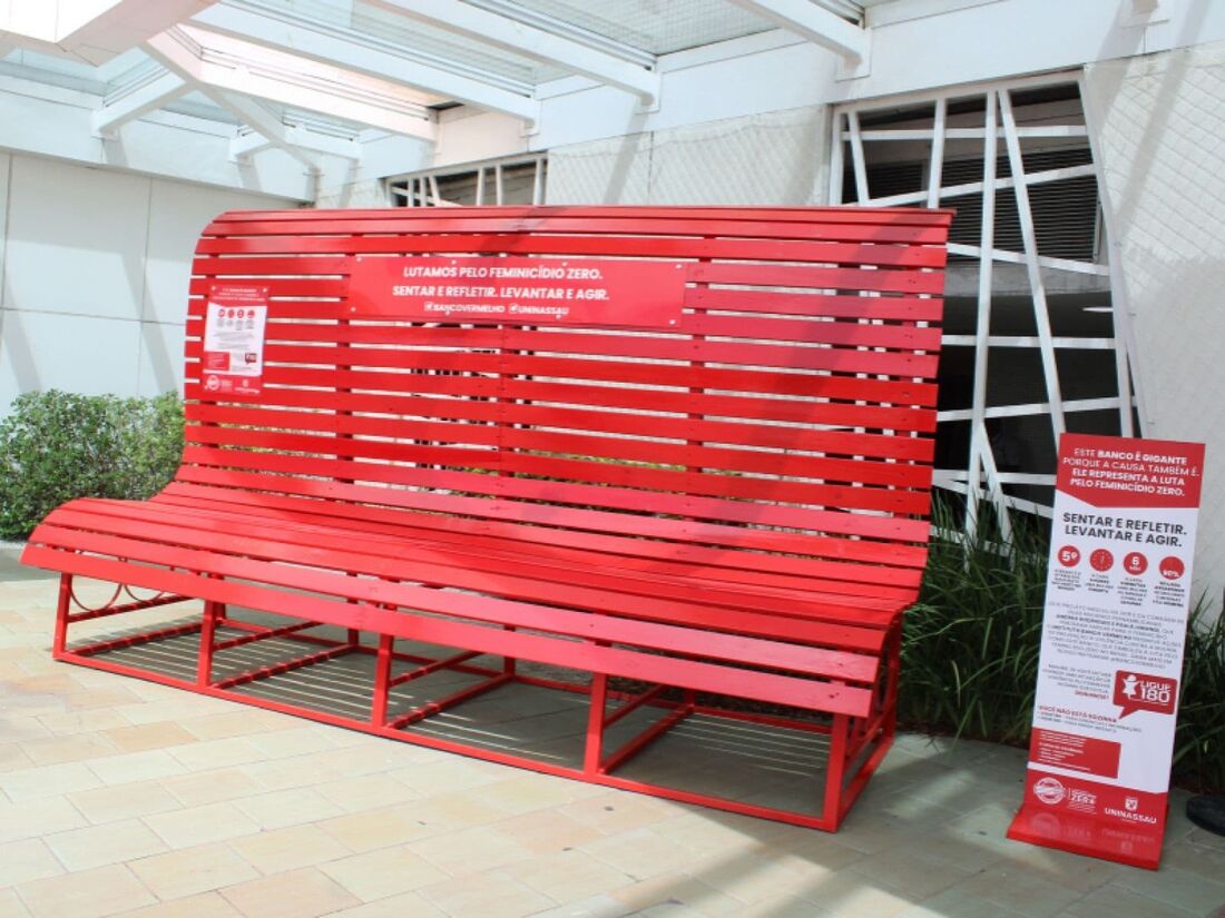 Equipamento simboliza o combate à violência contra a mulher