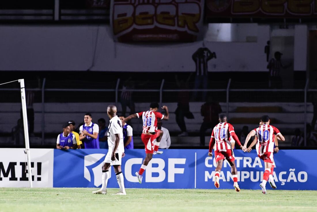 Náutico empata com a Ponte Preta pelo quadrangular de acesso da Série C