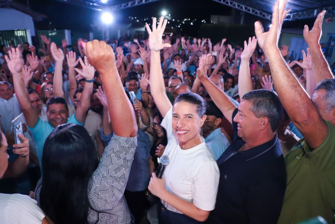 Raquel Lyra anuncia fim de rodízio de água em São José do Egito e entrega cozinhas comunitárias