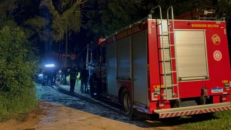 Grupo religioso com 17 pessoas é resgatado após se perder em morro de Porto Alegre